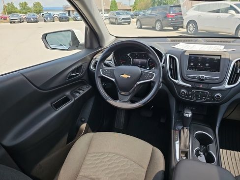 Used 2019 Chevrolet Equinox LT FWD image 26