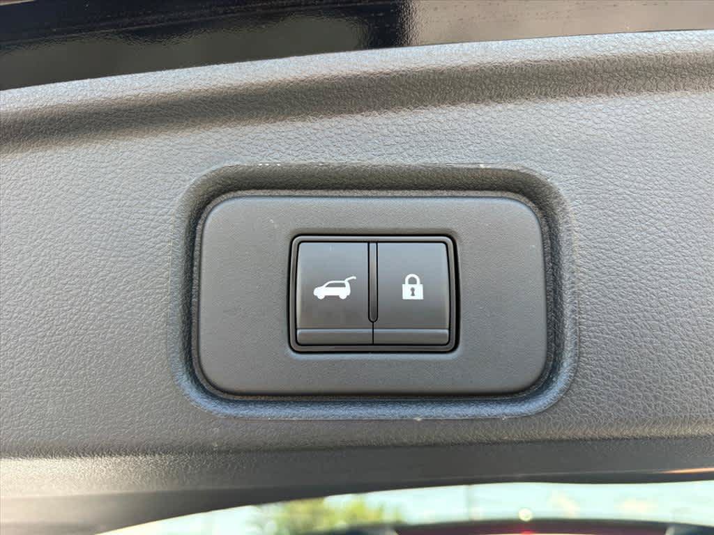Used 2025 Nissan Pathfinder SL w/ Cargo Package AWD/4WD image 30