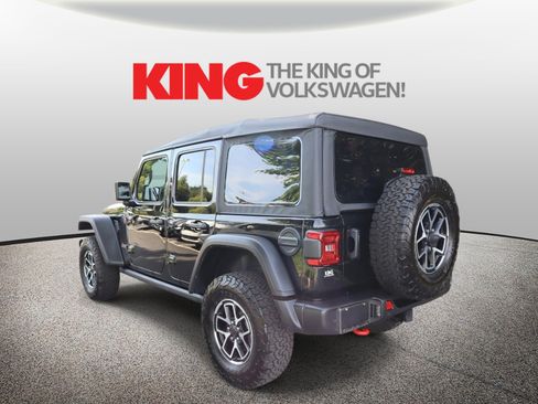 Used 2025 Jeep Wrangler Unlimited Rubicon w/ Safety Group AWD/4WD image 3