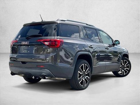 Used 2019 GMC Acadia SLT w/ Black Edition FWD image 2