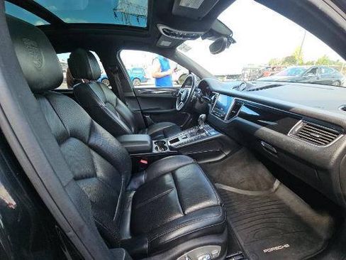 Used 2018 Porsche Macan S w/ Premium Package Plus AWD/4WD image 9