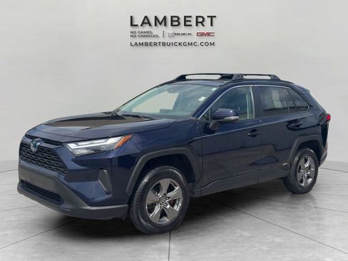 Used 2024 Toyota RAV4 XLE w/ Convenience Package AWD/4WD image 1