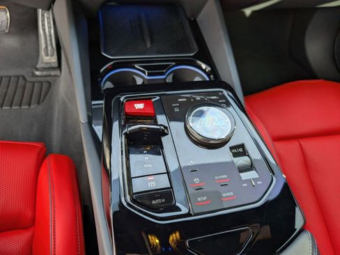 Used 2025 BMW M5 w/ Carbon Package image 16