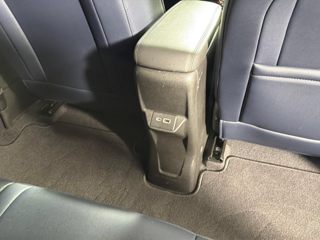 Certified 2023 Chevrolet Bolt EUV Premier FWD image 31