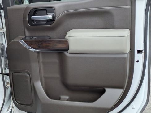 Used 2020 GMC Sierra 1500 SLT image 27