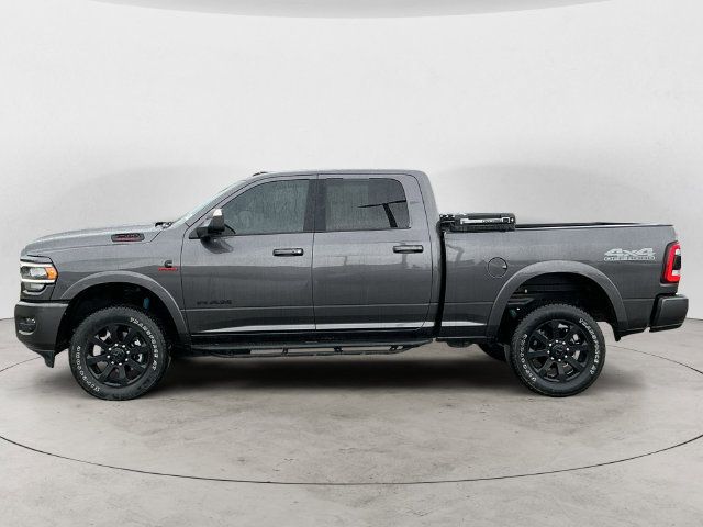 Used 2022 RAM 2500 Laramie w/ Night Edition AWD/4WD image 8