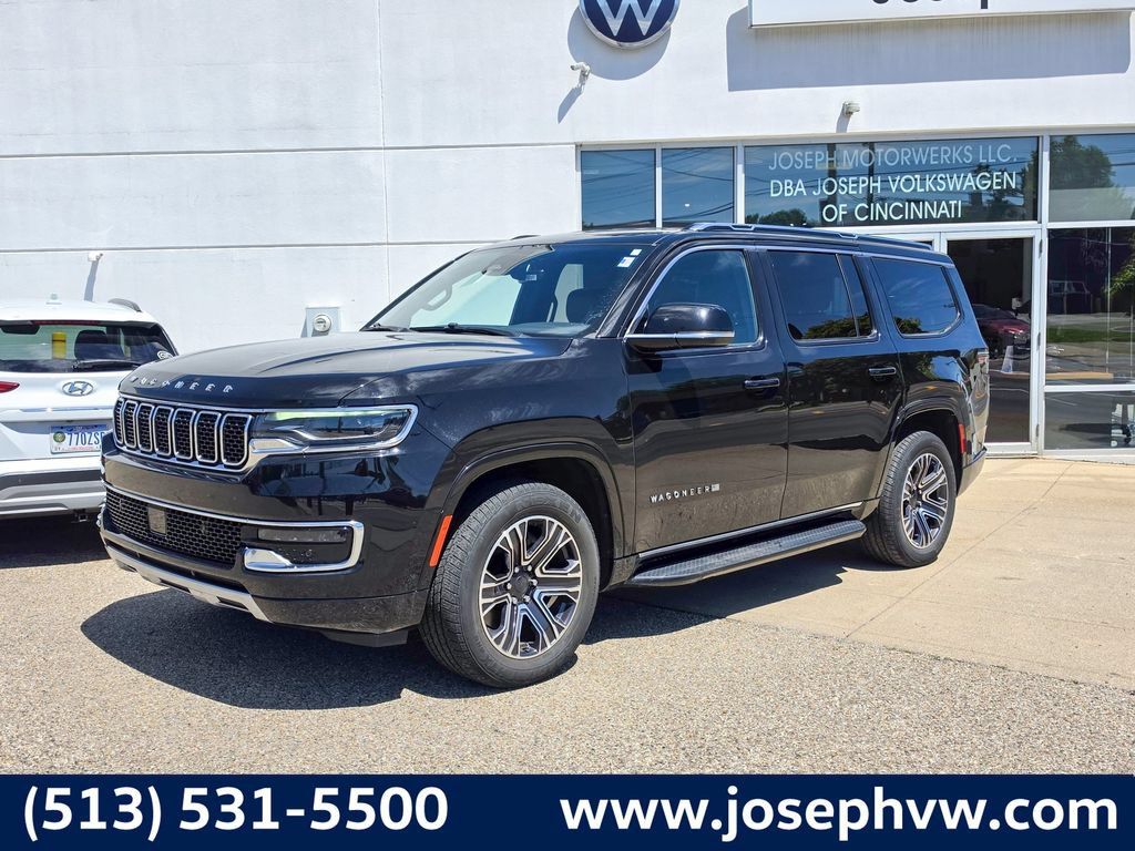 Used 2024 Jeep Wagoneer Series II AWD/4WD image 1