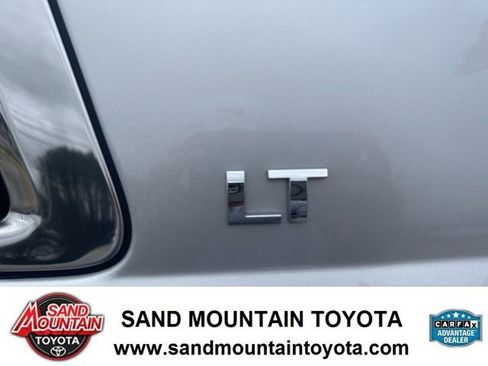 Used 2018 Chevrolet Tahoe LT w/ Luxury Package image 9