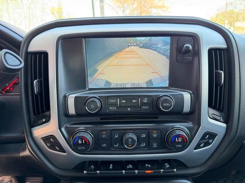 Used 2015 GMC Sierra 1500 SLT w/ SLT Crew Cab Value Package image 12