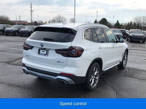 Used 2024 BMW X3 xDrive30i AWD/4WD image 3
