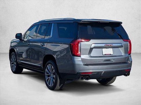 Used 2021 GMC Yukon Denali w/ Denali Premium Package image 8