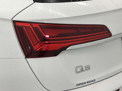 Certified 2023 Audi Q5 2.0T Premium w/ Convenience Package AWD/4WD image 16