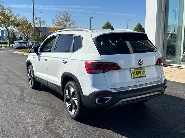 Certified 2023 Volkswagen Taos SE w/ Panoramic Sunroof Package AWD/4WD image 6