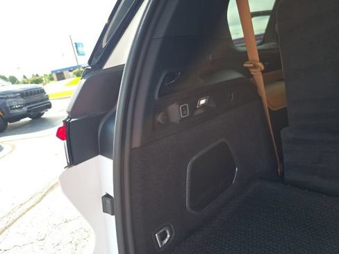 Used 2024 Jeep Grand Cherokee L Summit AWD/4WD image 45