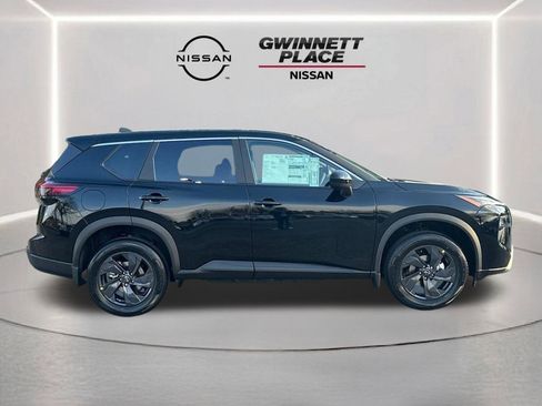 New 2026 Nissan Rogue SV image 4