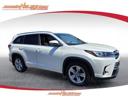 Used 2019 Toyota Highlander Limited AWD/4WD image 1