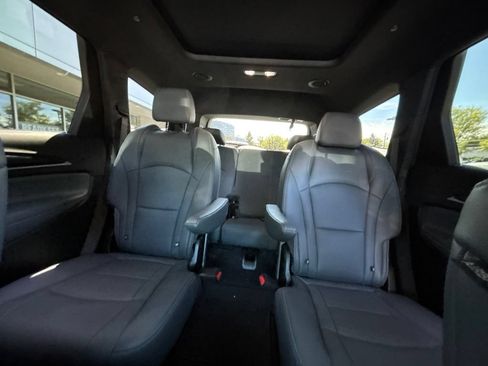 Used 2023 Buick Enclave Premium w/ Experience Buick Package AWD/4WD image 19