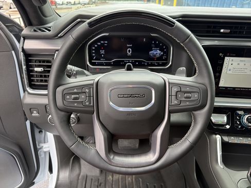 Used 2026 GMC Sierra 1500 Denali Ultimate AWD/4WD image 10