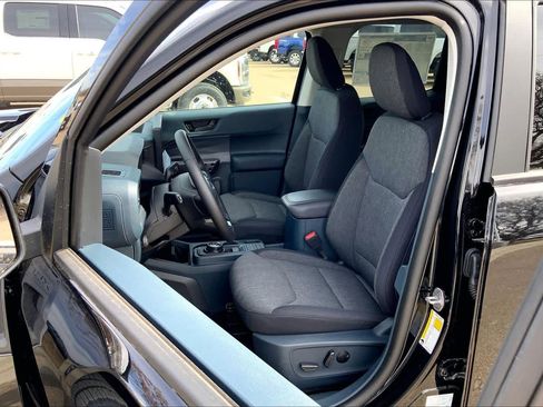 New 2025 Ford Maverick XLT w/ XLT Luxury Package image 9