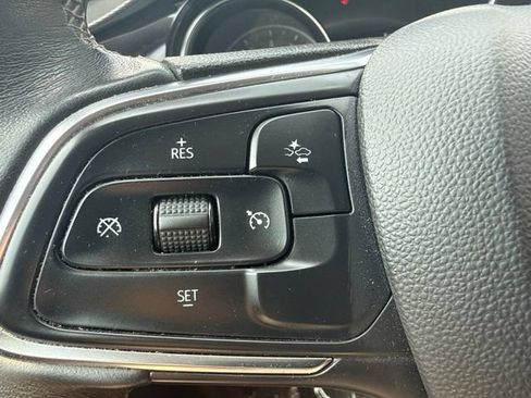 Used 2023 Buick Encore GX Preferred w/ Cold Weather Comfort Package AWD/4WD image 22