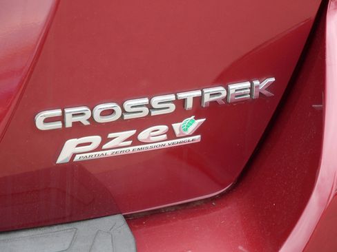 Used 2016 Subaru Crosstrek 2.0i Premium w/ Moonroof Package AWD/4WD image 6