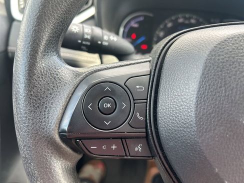 Used 2023 Toyota RAV4 AWD Hybrid image 24