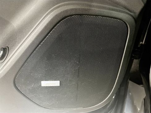 Used 2023 Chevrolet Blazer RS w/ Enhanced Convenience Package image 19