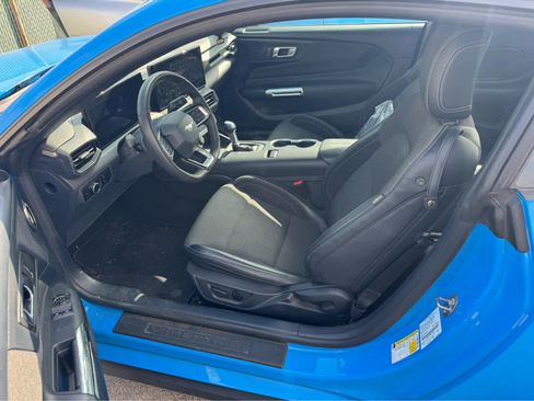 Used 2024 Ford Mustang Coupe image 15
