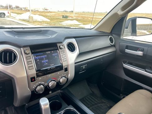 Used 2019 Toyota Tundra SR5 image 24