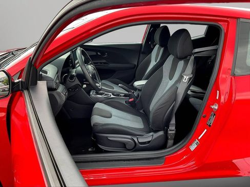 Used 2019 Hyundai Veloster 2.0 FWD image 18
