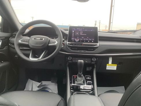 New 2026 Jeep Compass Latitude image 26