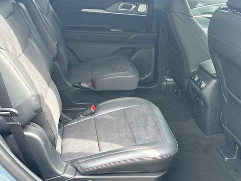 New 2026 Ford Explorer ST image 17