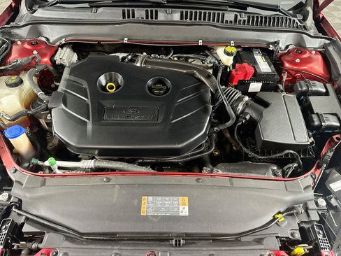 Used 2017 Ford Fusion Platinum FWD image 33