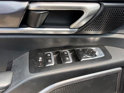 Used 2025 Kia Telluride S AWD/4WD image 20