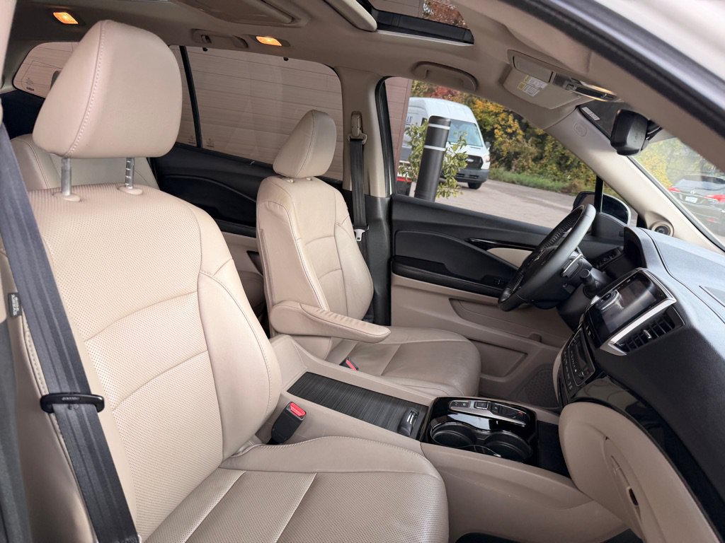 Used 2016 Honda Pilot Elite image 20