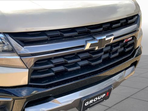 Used 2022 Chevrolet Colorado Z71 AWD/4WD image 30