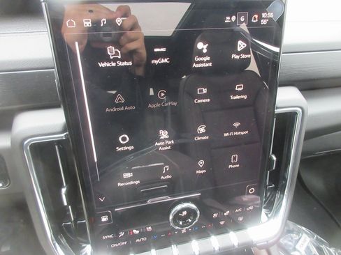 New 2026 GMC Yukon Denali image 19