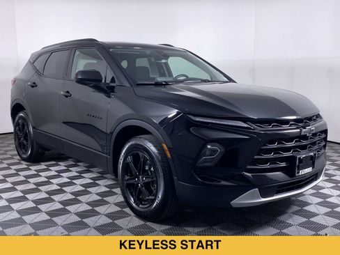 Certified 2024 Chevrolet Blazer LT w/ Convenience Package FWD image 37
