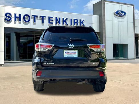 Used 2016 Toyota Highlander XLE FWD image 7