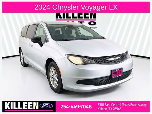 Used 2024 Chrysler Voyager LX image 1