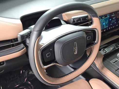 New 2027 Lincoln Navigator L Black Label AWD/4WD image 26