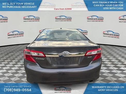 Used 2013 Toyota Camry XLE w/ Leather Pkg FWD image 5