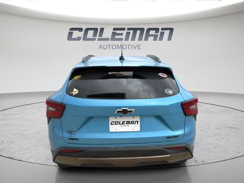 Used 2025 Chevrolet Trax ACTIV w/ Sunroof Package FWD image 4