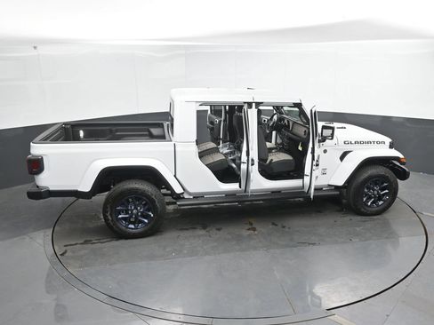 New 2026 Jeep Gladiator Sport AWD/4WD image 52