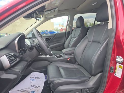 Used 2025 Subaru Outback Touring XT AWD/4WD image 13