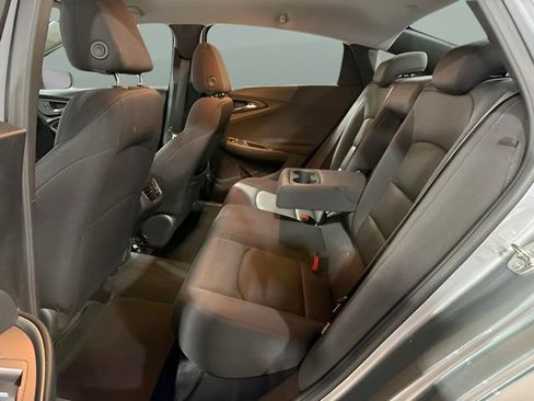 Used 2025 Chevrolet Malibu LT image 27