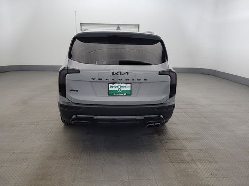 Used 2022 Kia Telluride SX w/ Nightfall Edition Package image 6