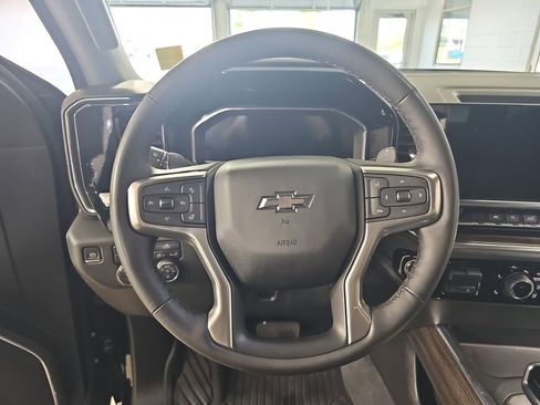 Certified 2024 Chevrolet Silverado 1500 RST AWD/4WD image 22
