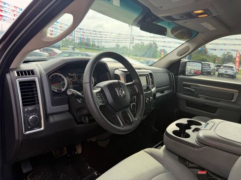 Used 2019 RAM 1500 Classic SLT AWD/4WD image 13