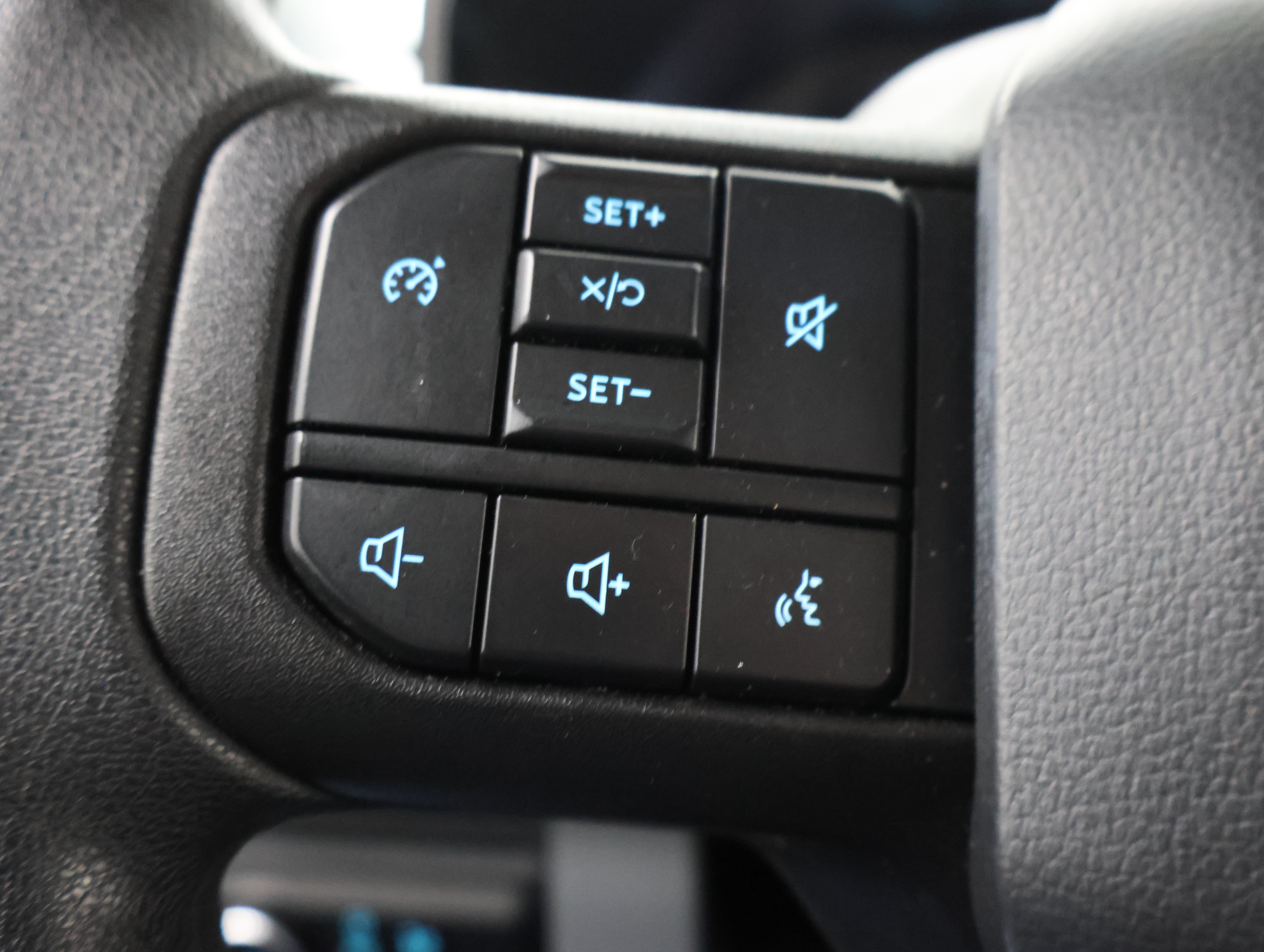 Used 2024 Ford F250 XL w/ STX Appearance Package AWD/4WD image 15